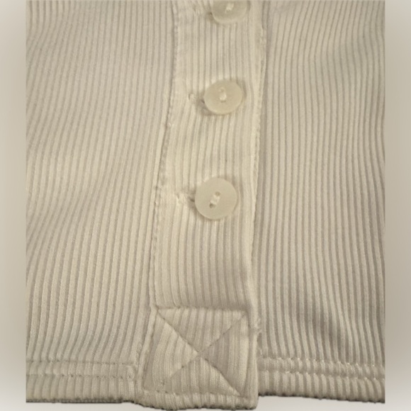 White Ribbed Bralette - 3-Button Front | For You by Urban Outfitters - Picture 2 of 8